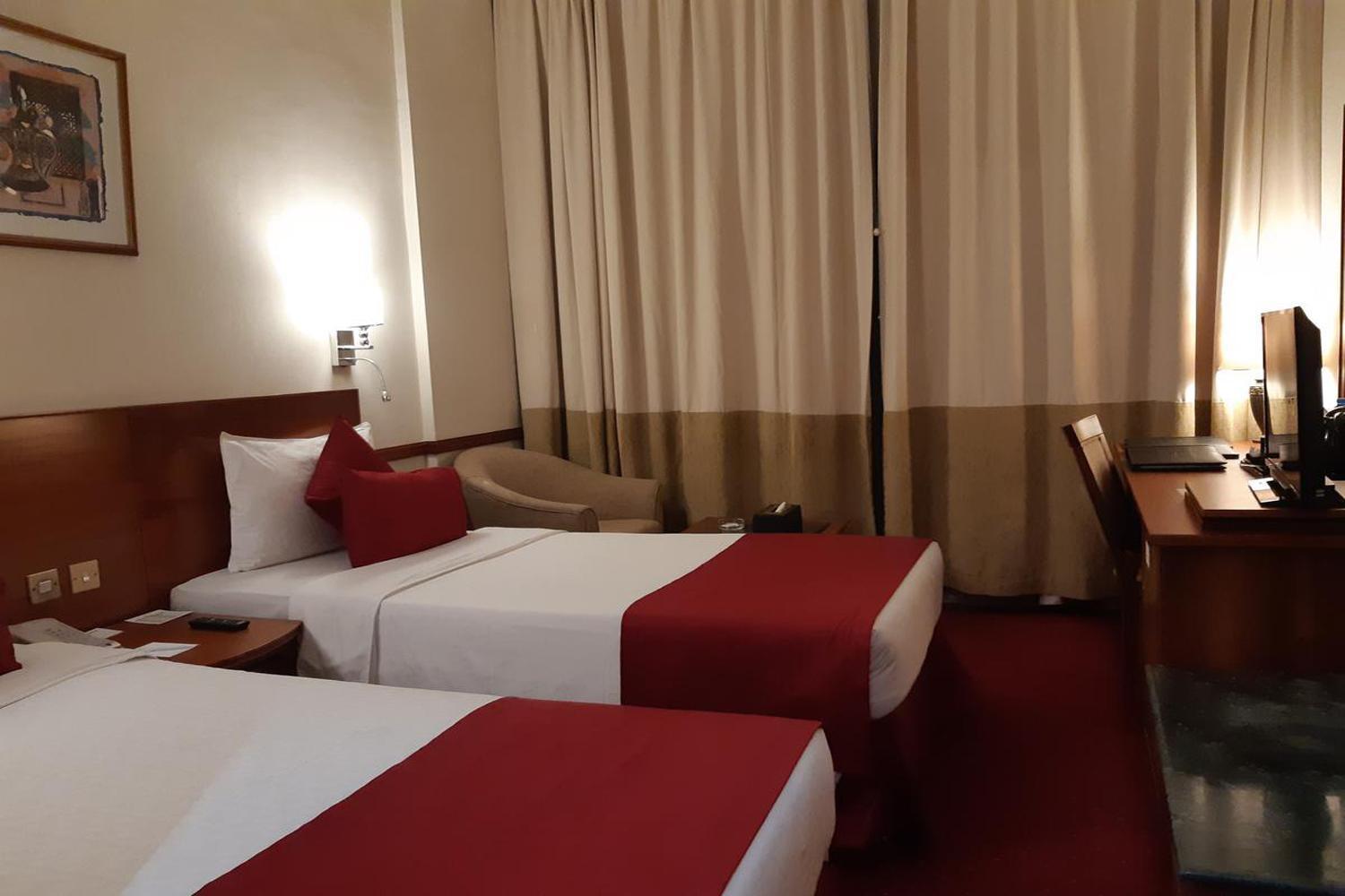 ניו דלהי Hotel Luxe Manor Near Delhi Airport מראה חיצוני תמונה